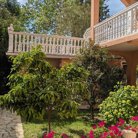 Apartments Montenegrina Ulcinj Exterior photo
