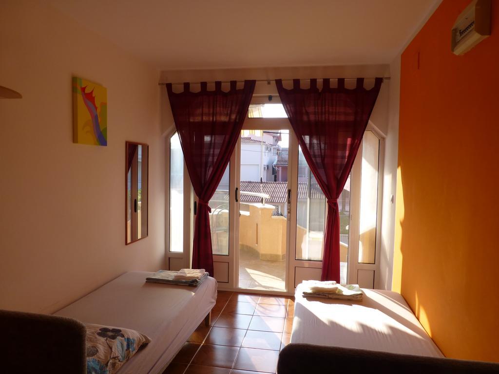 Apartments Montenegrina Ulcinj Exterior photo