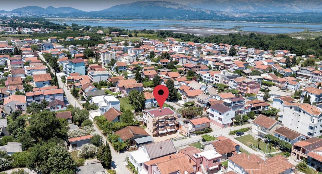 Apartments Montenegrina Ulcinj Exterior photo